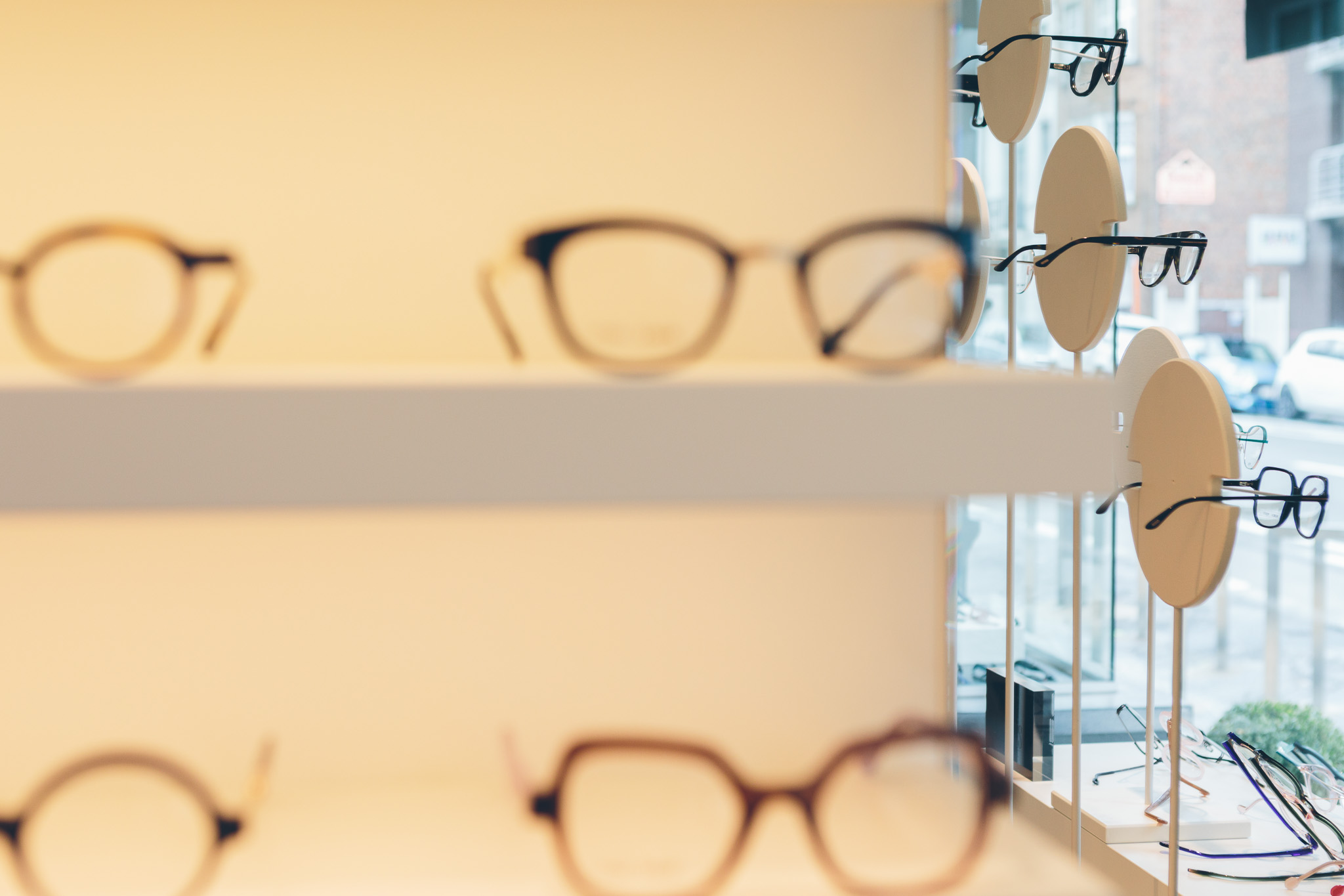Lao heerser Samenwerking Een leesbril kopen - Maison Lunettes - Optiek in regio Oostende, Gent en  Merelbeke