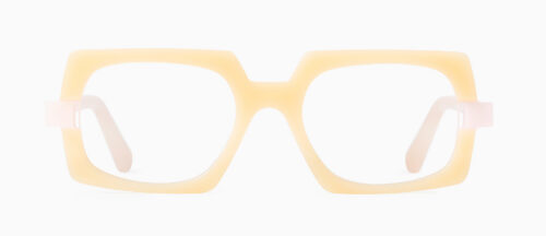 Laura van Veronika Wildgruber bij Maison Lunettes