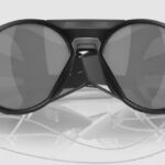 Oakley Clifden van Oakley bij Maison Lunettes