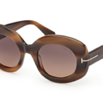 Tom Ford Claudette-02 TF1346 van Tom Ford bij Maison Lunettes